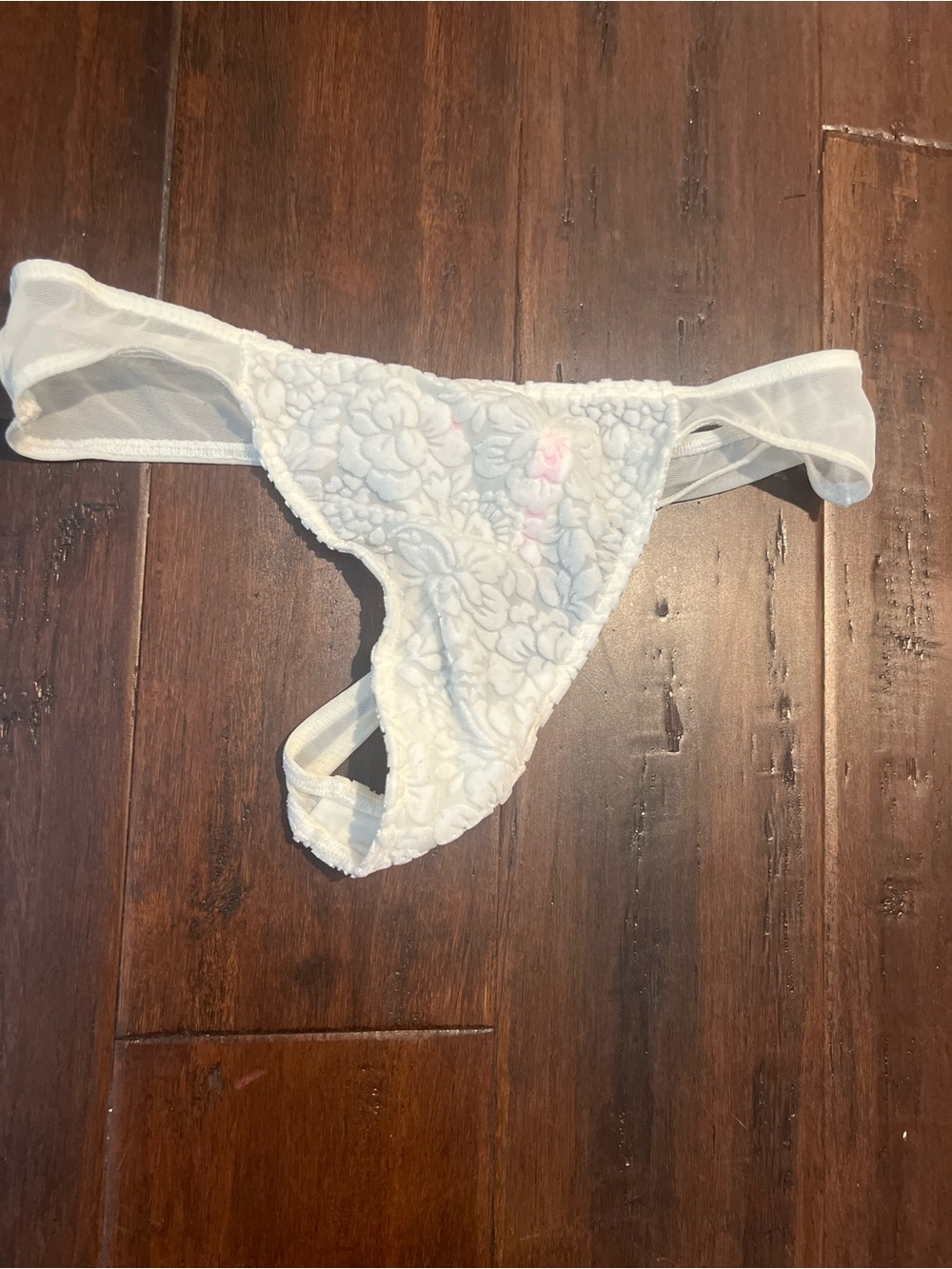 PINK Victoria's Secret White Floral Lace Thong